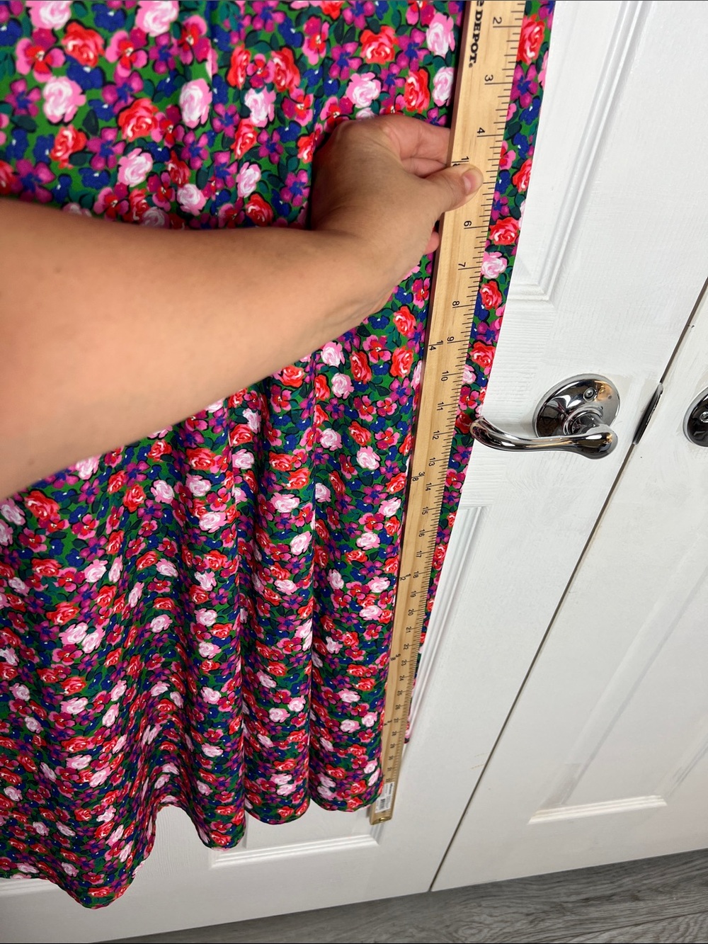 Alexia Admor Black Floral Midi Dress with Pink & Green Flowers - Picture 5 of 6